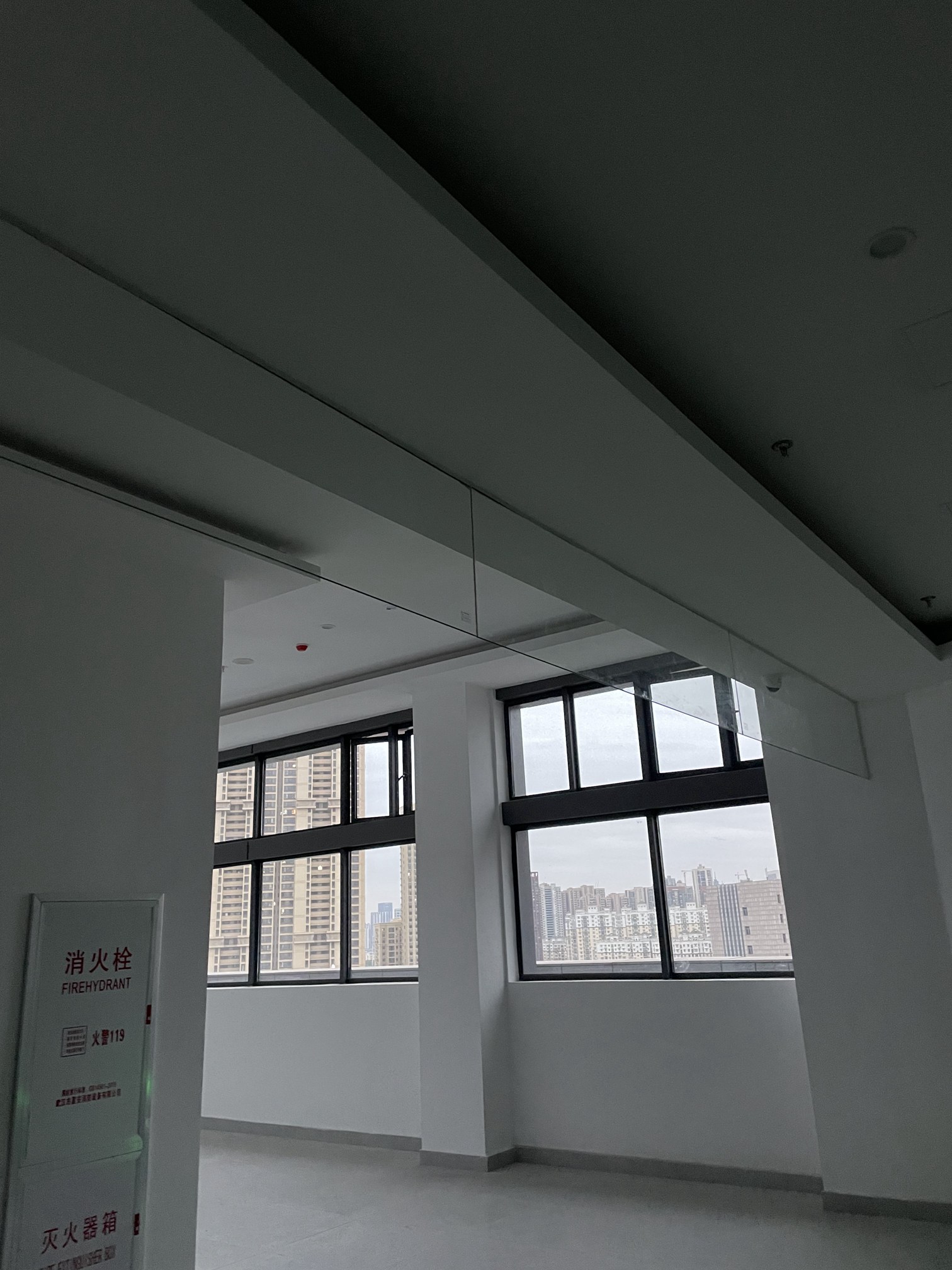 085909140.jpg 安康医院挡烟垂壁1.jpg